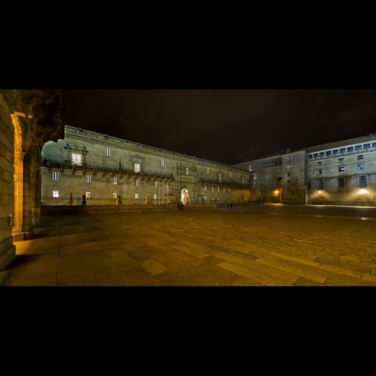 parador de santiago 104 plaza obradoiro 768x768