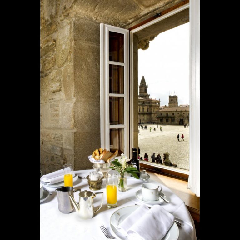 parador de santiago 53 desayuno 768x768