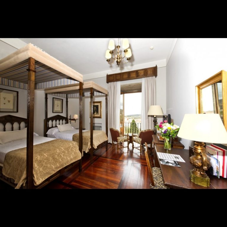 parador de santiago 94 habitacion doble estandar 768x768